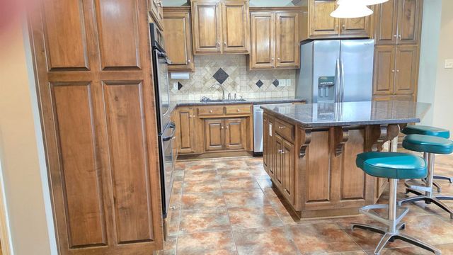 9716 Wild Mountain Dr, Sherwood, AR 72120