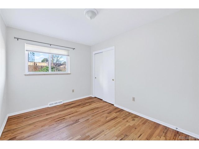 2145 Myrtlewood Ln, Lakewood, CO 80215