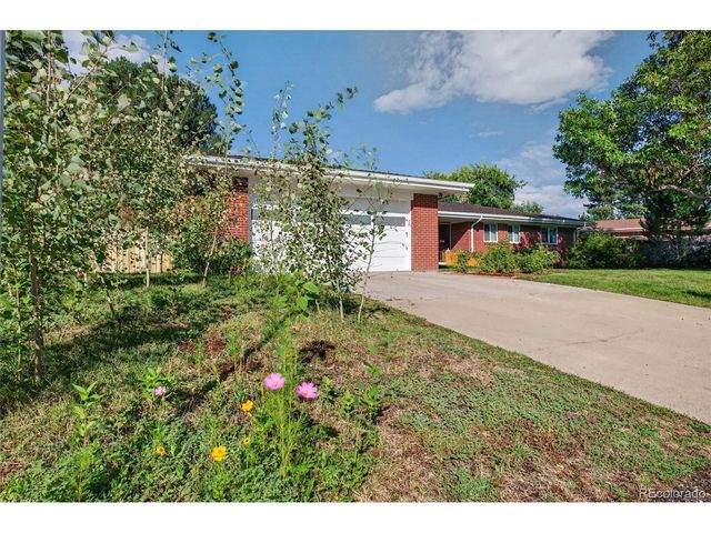 2145 Myrtlewood Ln, Lakewood, CO 80215