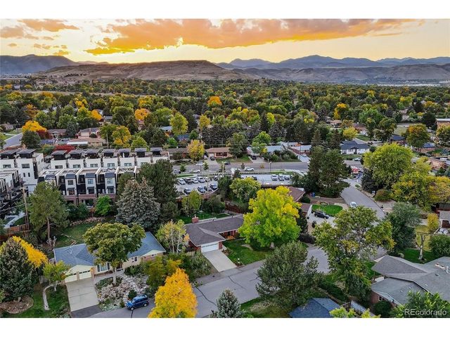 2145 Myrtlewood Ln, Lakewood, CO 80215