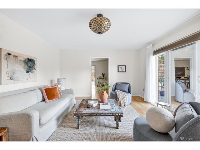 2145 Myrtlewood Ln, Lakewood, CO 80215