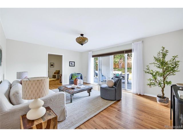 2145 Myrtlewood Ln, Lakewood, CO 80215