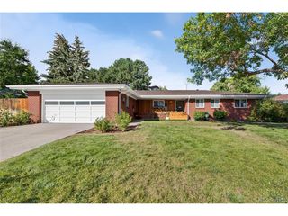 2145 Myrtlewood Ln, Lakewood, CO 80215