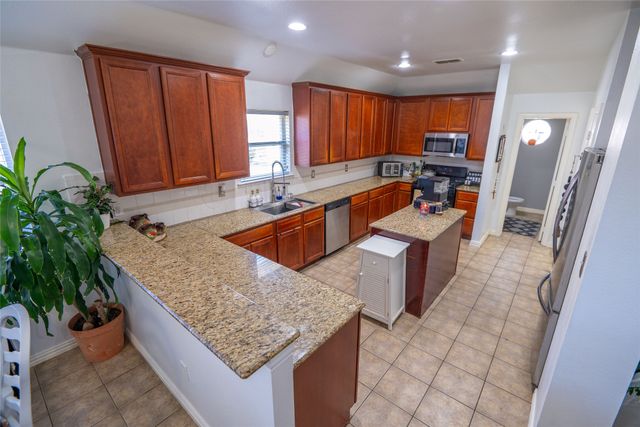 4612 Harvest Lane, Sachse, TX 75048