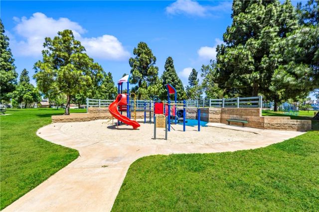3462 Windsor Court, Costa Mesa, CA 92626