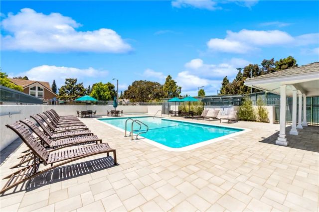 3462 Windsor Court, Costa Mesa, CA 92626