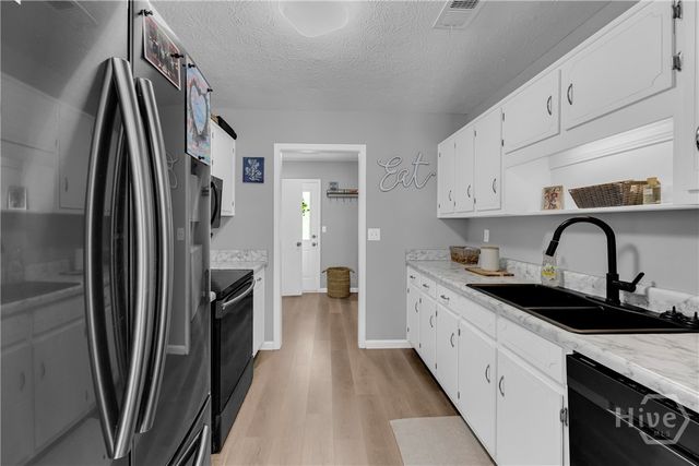 1517 Country Court, Auburn, GA 30011