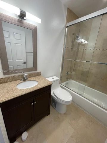 14500 SW 88th Avenue 247, Palmetto Bay, FL 33176