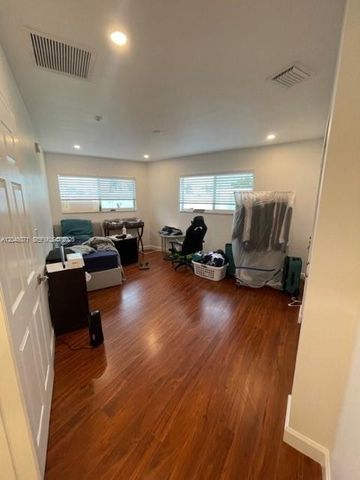 14500 SW 88th Avenue 247, Palmetto Bay, FL 33176