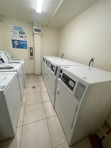 14500 SW 88th Avenue 247, Palmetto Bay, FL 33176