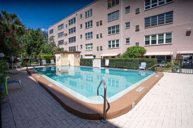 5501 80TH STREET N 303, St Petersburg, FL 33709