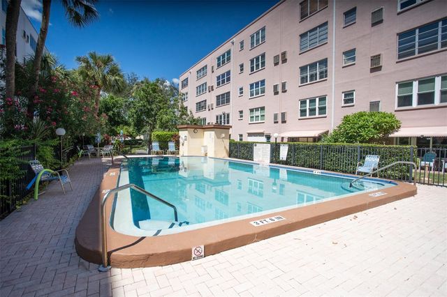 5501 80TH STREET N 303, St Petersburg, FL 33709