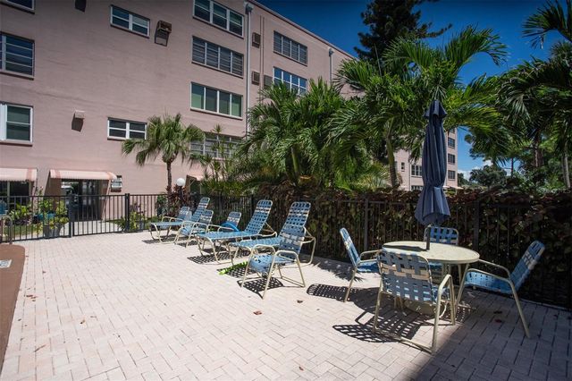 5501 80TH STREET N 303, St Petersburg, FL 33709