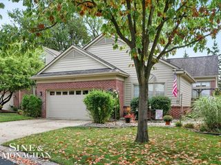 820 Milford Glen Circle, Milford, MI 48381