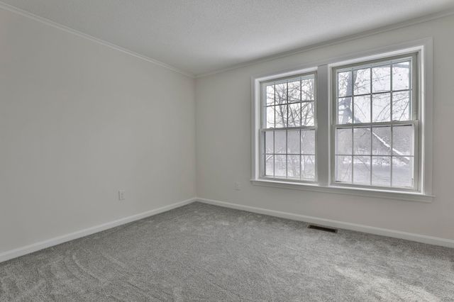 3030 Brown Ave Unit 20, Manchester, NH 03103