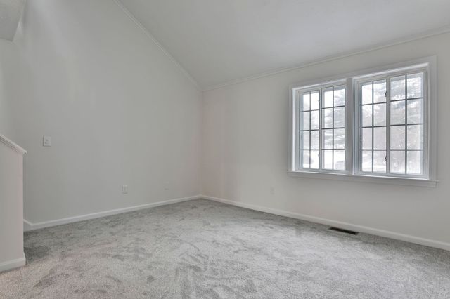 3030 Brown Ave Unit 20, Manchester, NH 03103