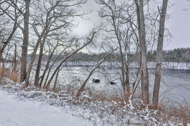 3030 Brown Ave Unit 20, Manchester, NH 03103