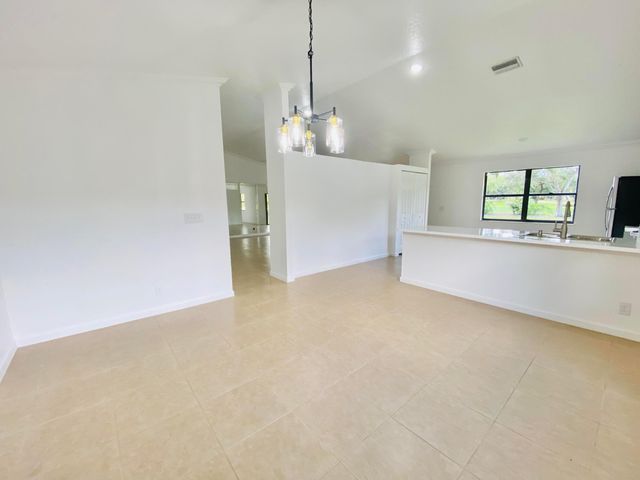 212 Trace Court, Royal Palm Beach, FL 33411