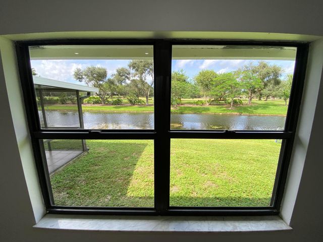 212 Trace Court, Royal Palm Beach, FL 33411
