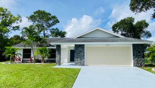 212 Trace Court, Royal Palm Beach, FL 33411
