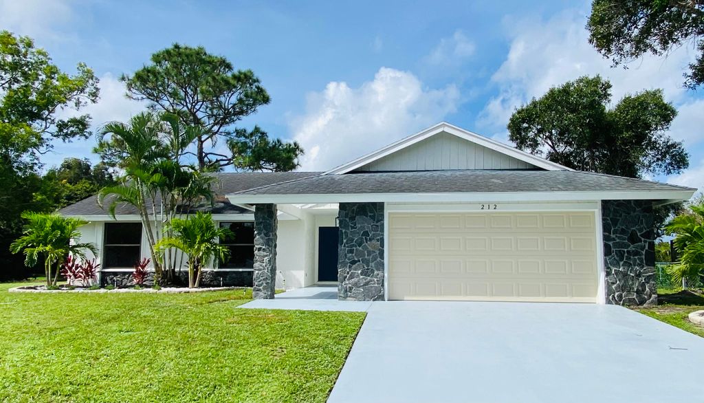 212 Trace Court, Royal Palm Beach, FL 33411
