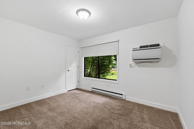130 Amberly Drive H, Manalapan, NJ 07726