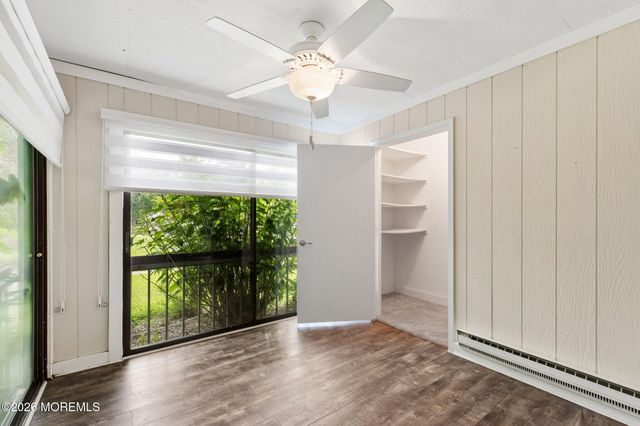 130 Amberly Drive H, Manalapan, NJ 07726