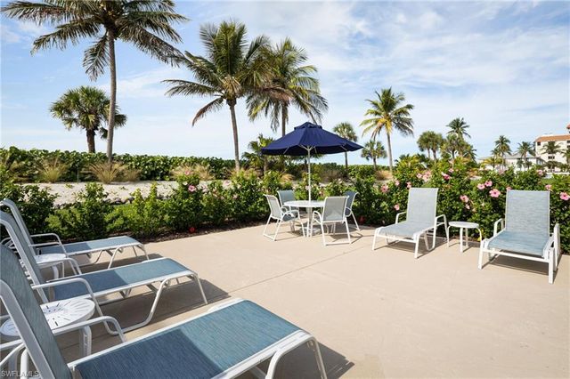 10475 Gulf Shore DR 115, Naples, FL 34108