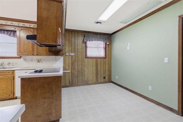 2622 Park Drive, Lake Charles, LA 70605