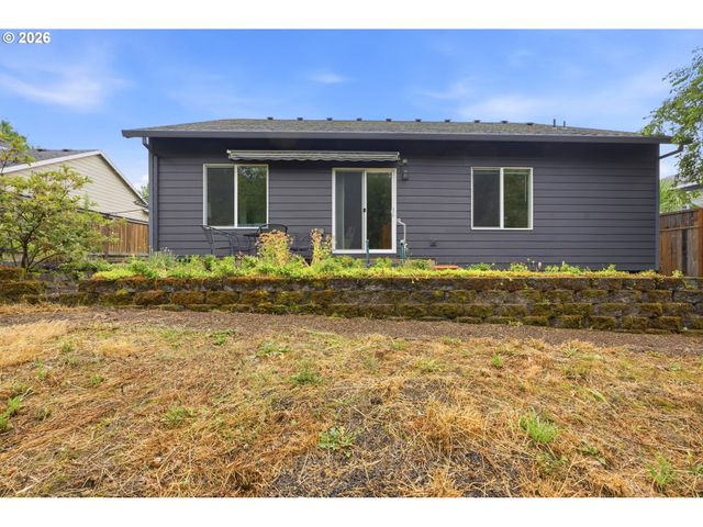 642 S 13TH Ave, Cornelius, OR 97113