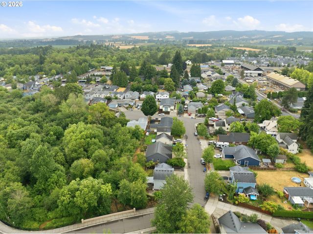 642 S 13TH Ave, Cornelius, OR 97113