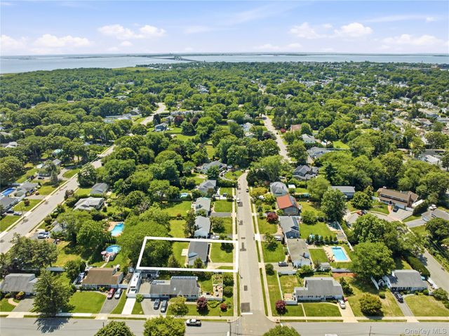 933 Thompson Drive, Bay Shore, NY 11706