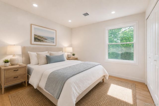 933 Thompson Drive, Bay Shore, NY 11706