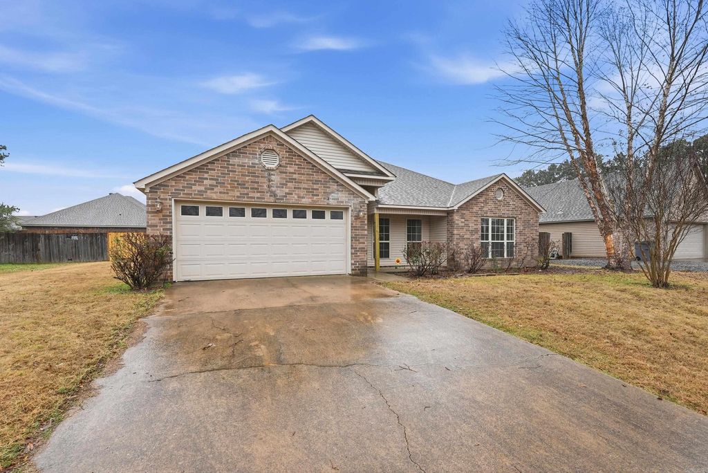 127 Dugger, Beebe, AR 72012