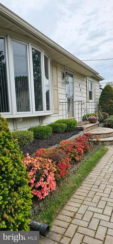 401 BURNT MILL RD, Cherry Hill, NJ 08003