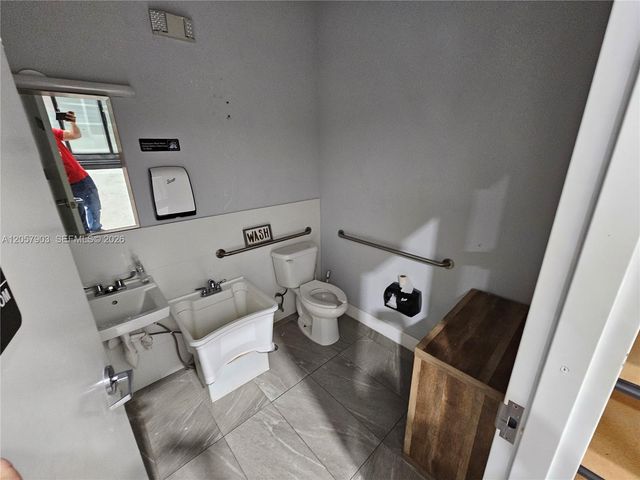 13460 NW 107th Avenue 12, Hialeah Gardens, FL 33018