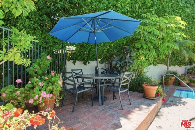 10650 Kinnard Avenue 104, Los Angeles, CA 90024