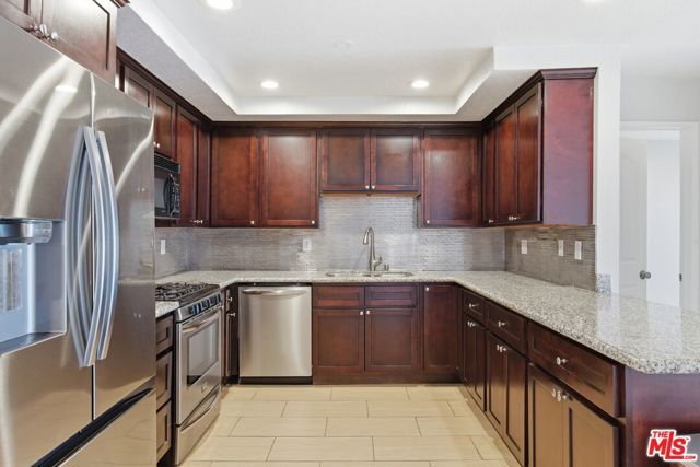 10650 Kinnard Avenue 104, Los Angeles, CA 90024
