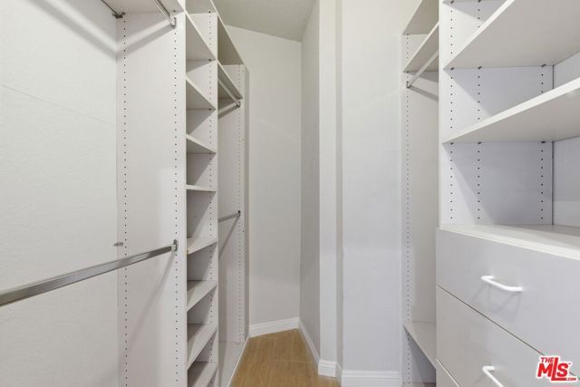 10650 Kinnard Avenue 104, Los Angeles, CA 90024