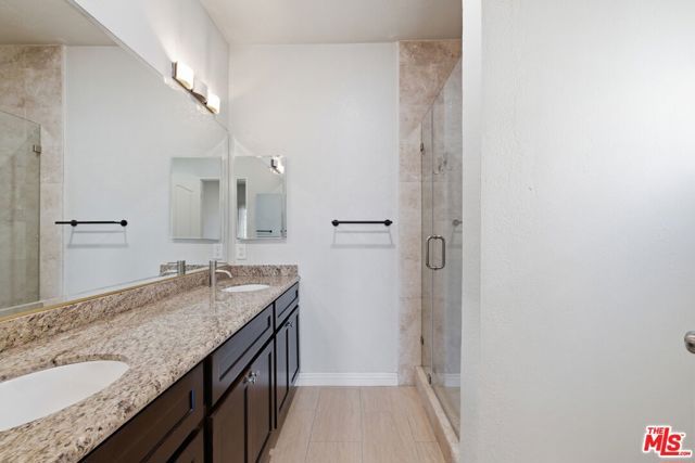 10650 Kinnard Avenue 104, Los Angeles, CA 90024