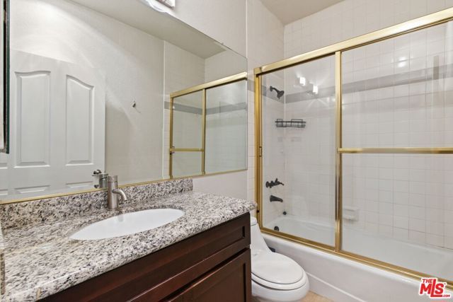 10650 Kinnard Avenue 104, Los Angeles, CA 90024