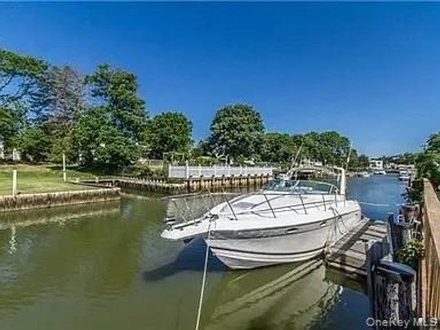 2364 Beverly Road 2, Wantagh, NY 11793
