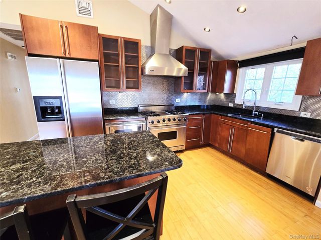2364 Beverly Road 2, Wantagh, NY 11793