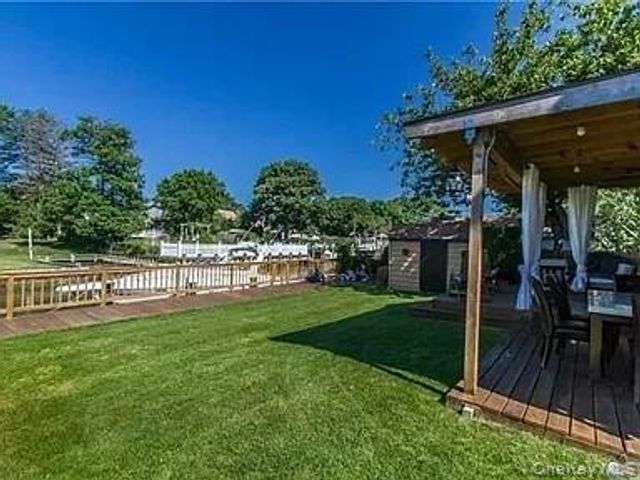 2364 Beverly Road 2, Wantagh, NY 11793