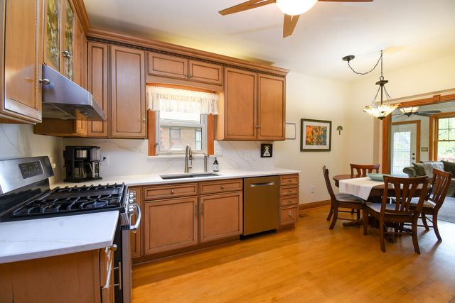234 Southcote Road, Riverside, IL 60546