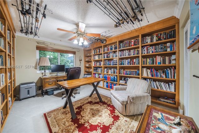 15935 NW 82nd Ct, Miami Lakes, FL 33016