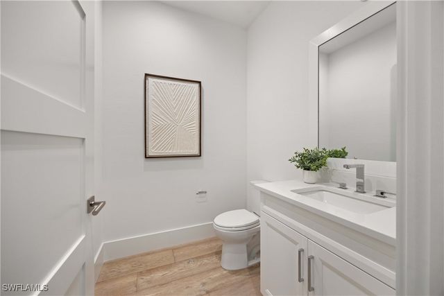 3291 Dorado LN 101, Naples, FL 34114