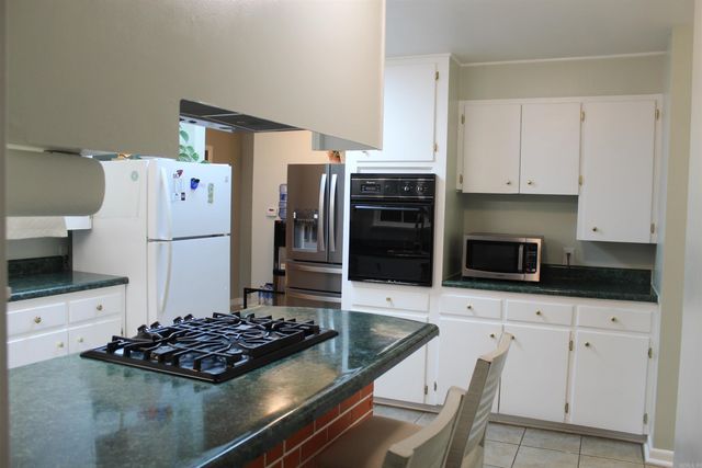 208 S Phoenix Ave, Russellville, AR 72801