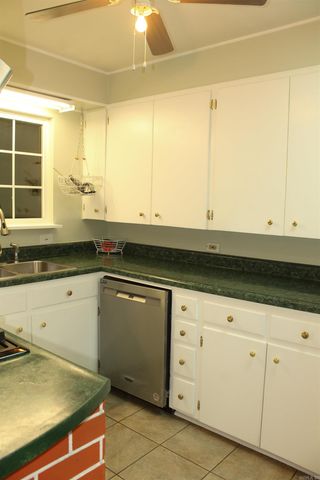 208 S Phoenix Ave, Russellville, AR 72801