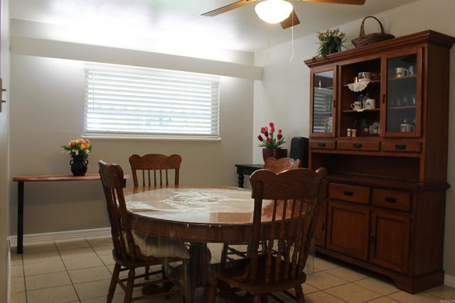 208 S Phoenix Ave, Russellville, AR 72801